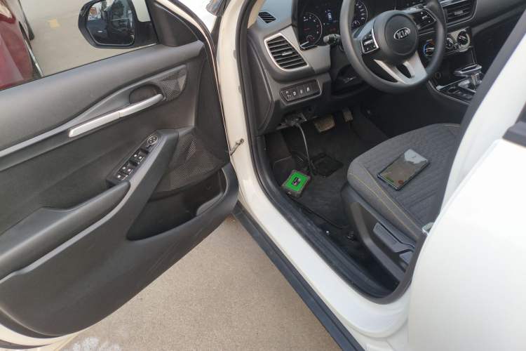 Used Kia KX3 2020 1.5L CVT Comfort Edition Driver Seat