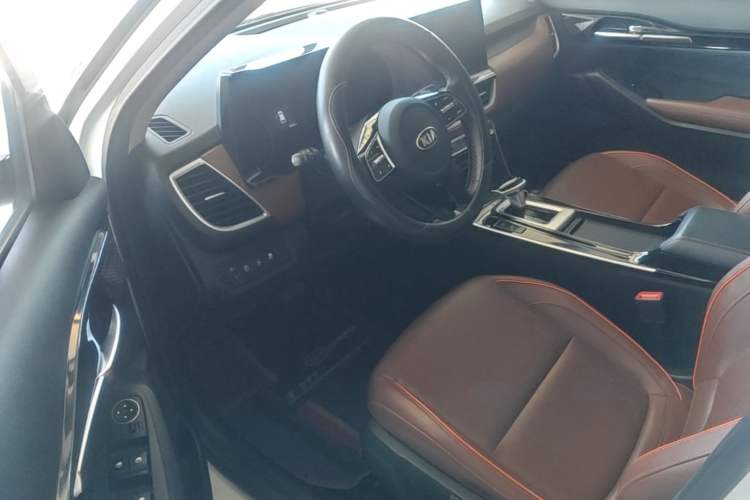 Used Kia KX3 2020 1.5L CVT Trend Edition Driver Seat