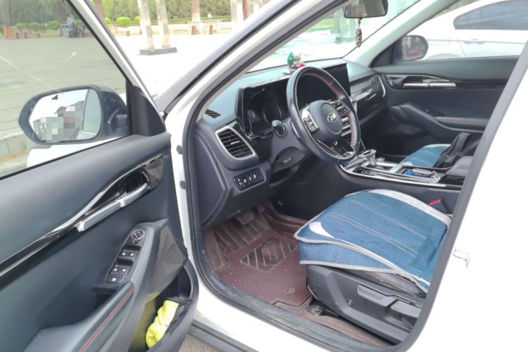 Used Kia KX3 2020 1.5L CVT Trend Edition Driver Seat