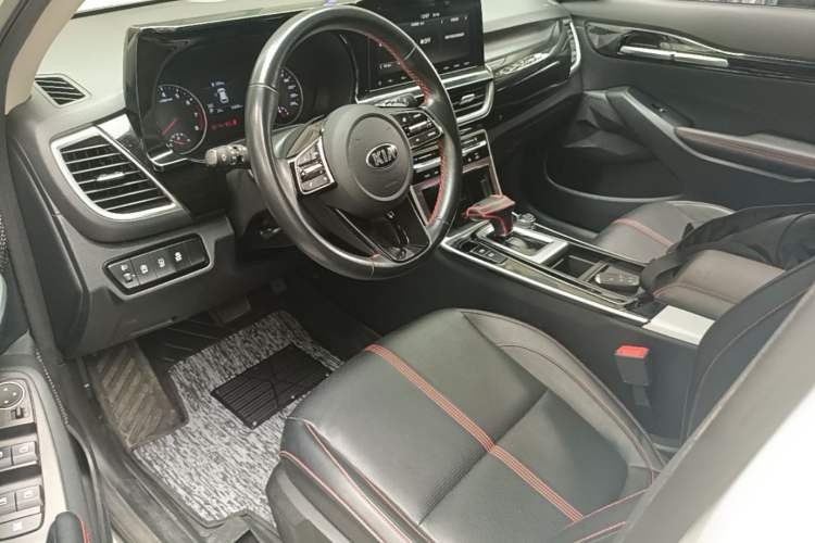 Used Kia KX3 2020 1.5L CVT Trend Edition Driver Seat