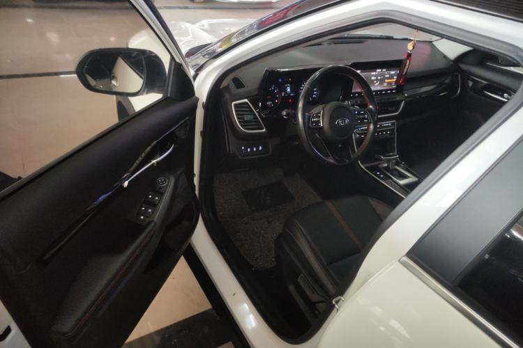 Used Kia KX3 2020 1.5L CVT Trend Edition Driver Seat