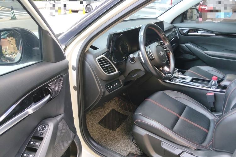 Used Kia KX3 2020 1.5L CVT Trend Edition Driver Seat