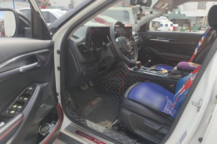 Used Kia KX3 2020 1.5L CVT Trend Edition Driver Seat