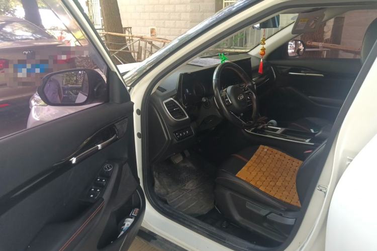 Used Kia KX3 2020 1.5L CVT Trend Edition Driver Seat