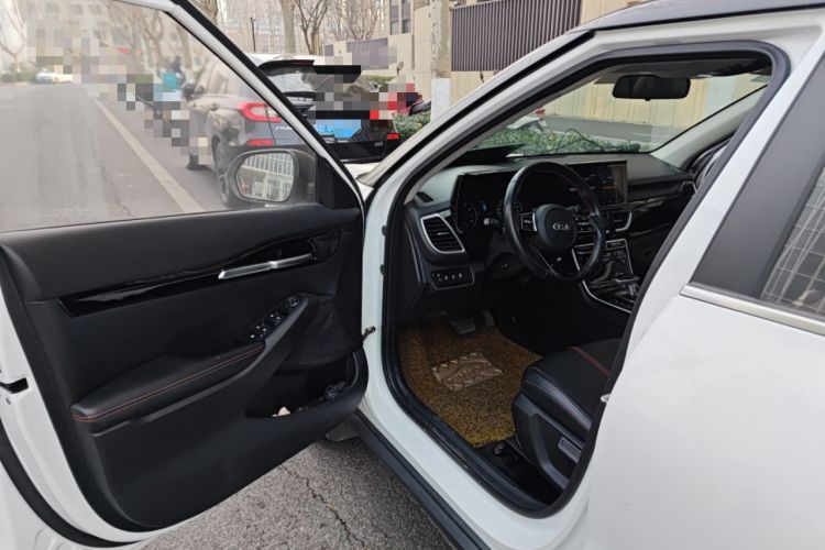 Used Kia KX3 2020 1.5L CVT Trend Edition Driver Seat