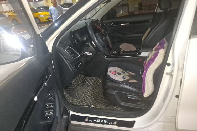Used Kia KX3 2020 1.5L CVT Trend Edition Driver Seat