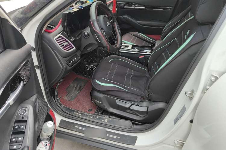 Used Kia KX3 2020 1.5L CVT Trend Edition Driver Seat