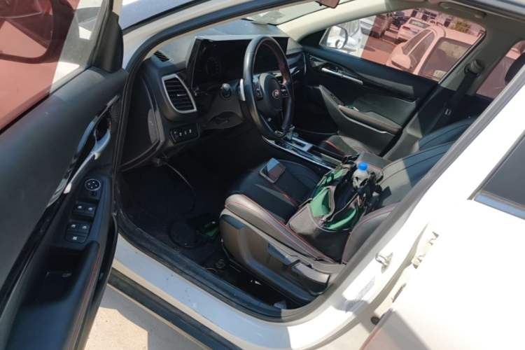 Used Kia KX3 2020 1.5L CVT Trend Edition Driver Seat