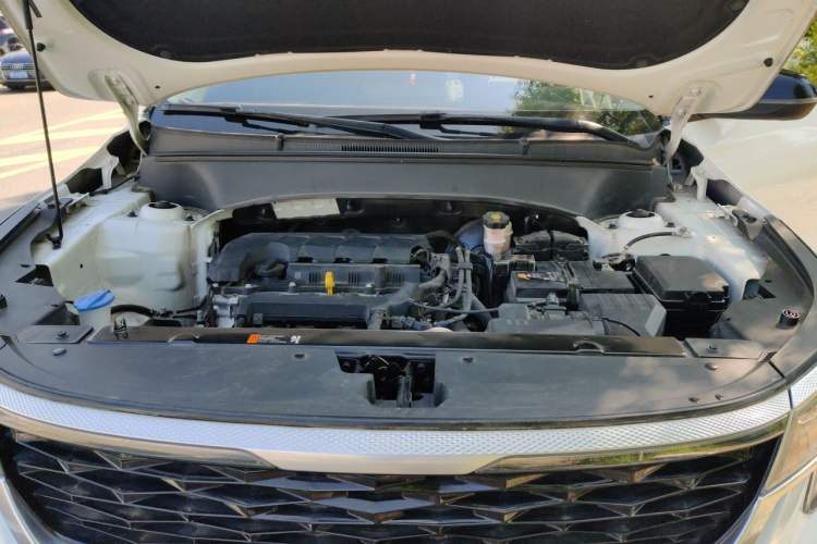 Used Kia KX3 2020 1.5L CVT Trend Edition Engine Bay