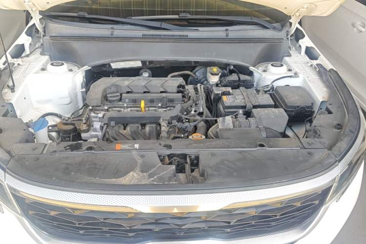 Used Kia KX3 2020 1.5L CVT Trend Edition Engine Bay
