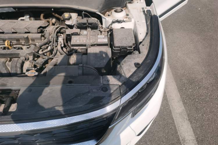 Used Kia KX3 2020 1.5L CVT Trend Edition Engine Bay Left