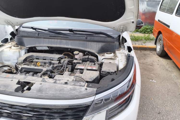 Used Kia KX3 2020 1.5L CVT Smart Edition Engine Bay Left