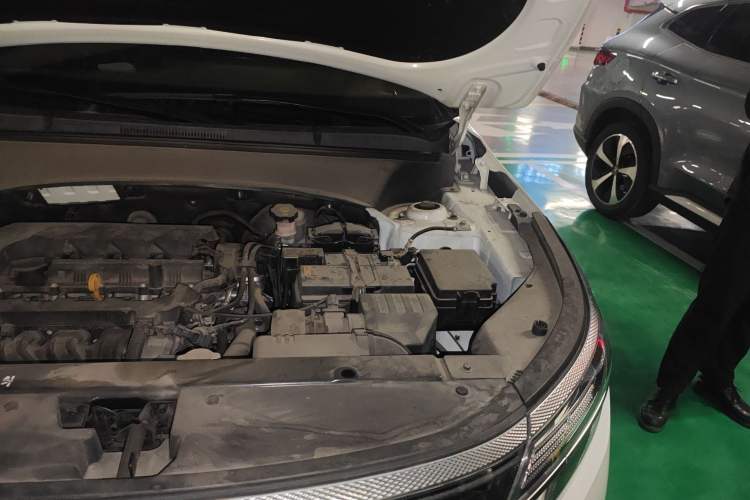 Used Kia KX3 2020 1.5L CVT Smart Edition Engine Bay Left