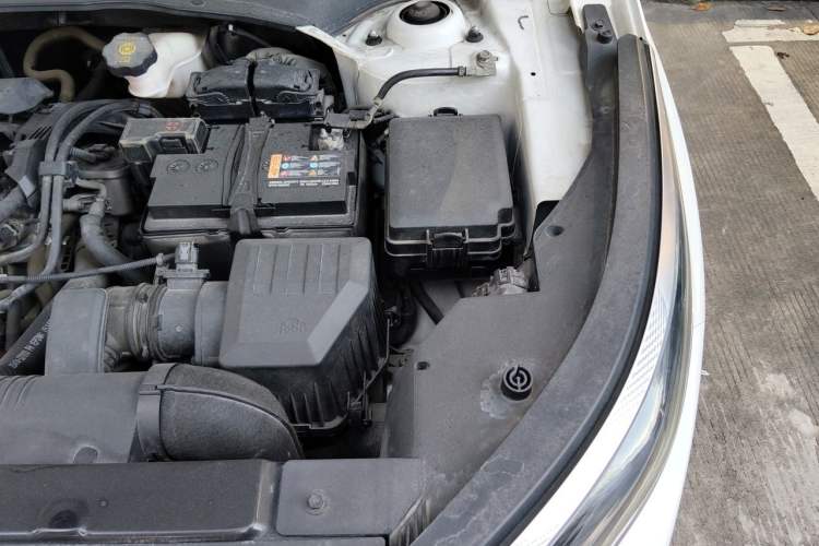 Used Kia KX3 2020 1.5L CVT Trend Edition Engine Bay Left