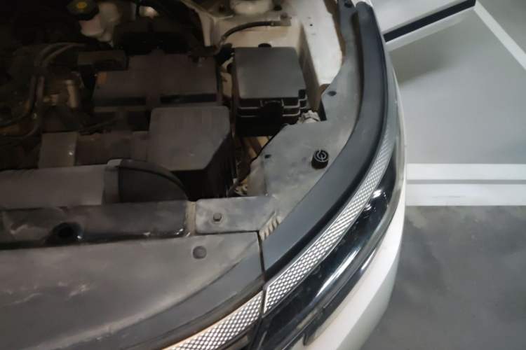Used Kia KX3 2020 1.5L CVT Trend Edition Engine Bay Left