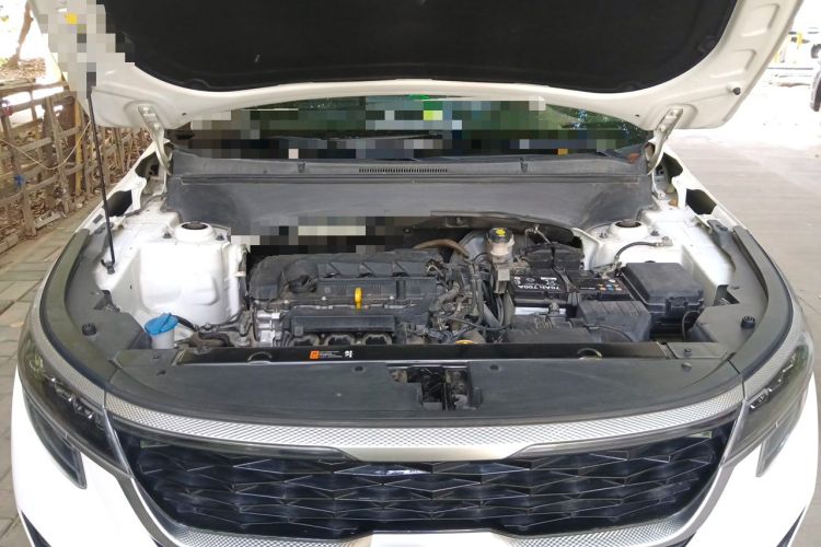 Used Kia KX3 2020 1.5L CVT Trend Edition Engine Bay