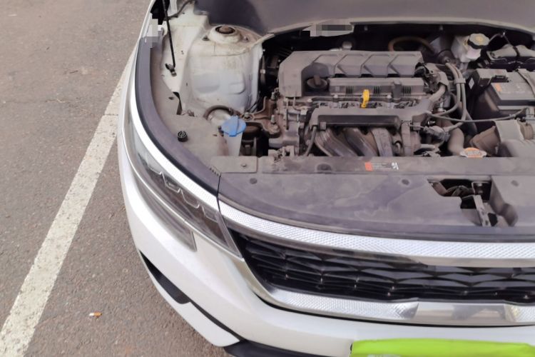 Used Kia KX3 2020 1.5L CVT Trend Edition Engine Bay Right