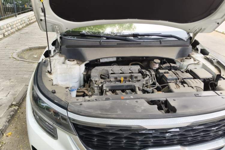 Used Kia KX3 2020 1.5L CVT Trend Edition Engine Bay Right