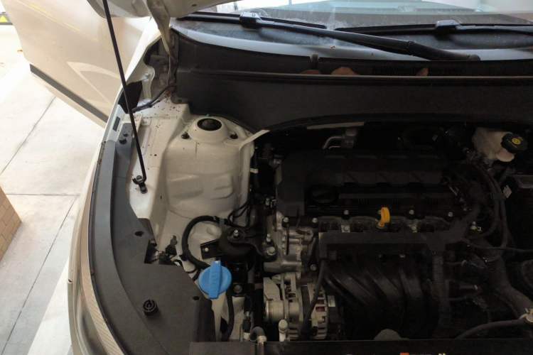 Used Kia KX3 2020 1.5L CVT Trend Edition Engine Bay Right