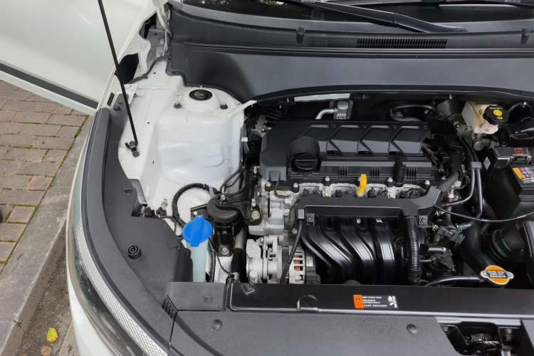 Used Kia KX3 2020 1.5L CVT Trend Edition Engine Bay Right