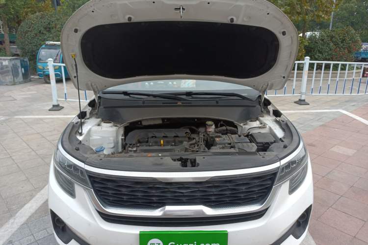 Used Kia KX3 2020 1.5L CVT Trend Edition Engine Bay