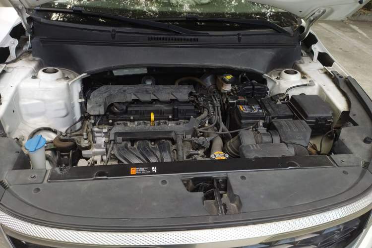 Used Kia KX3 2020 1.5L CVT Trend Edition Engine Bay