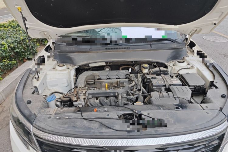 Used Kia KX3 2020 1.5L CVT Trend Edition Engine Bay