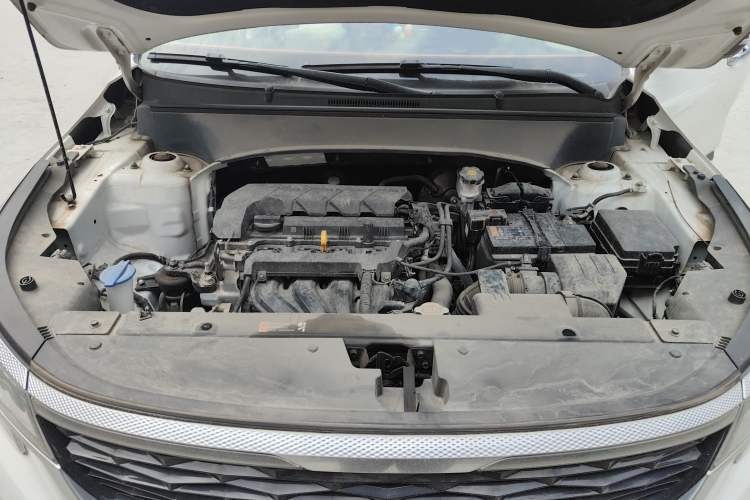 Used Kia KX3 2020 1.5L CVT Trend Edition Engine Bay