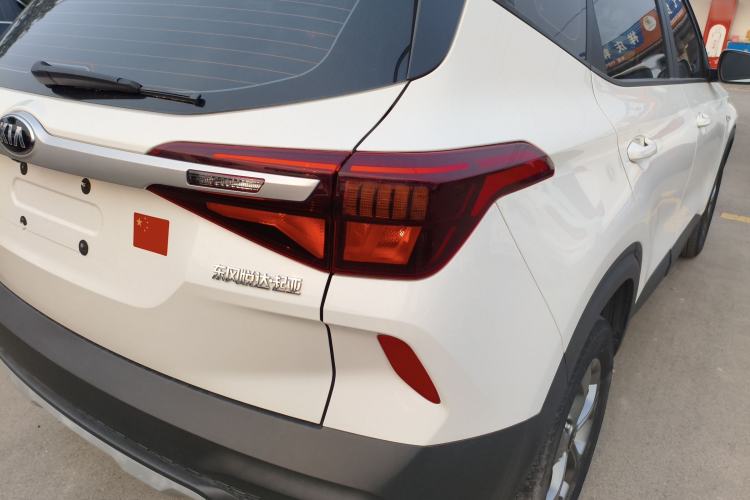 Used Kia KX3 2020 1.5L CVT Comfort Edition Exterior 3