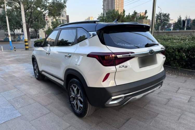 Used Kia KX3 2020 1.5L CVT Trend Edition Exterior 3