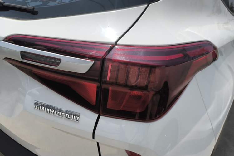 Used Kia KX3 2020 1.5L CVT Comfort Edition Exterior 3