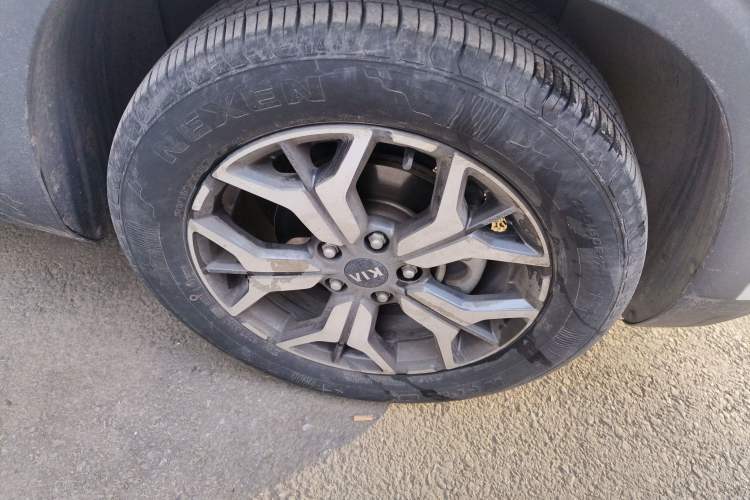 Used Kia KX3 2020 1.5L CVT Trend Edition Exterior 4