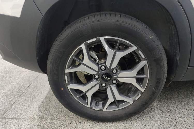 Used Kia KX3 2020 1.5L CVT Trend Edition Exterior 5