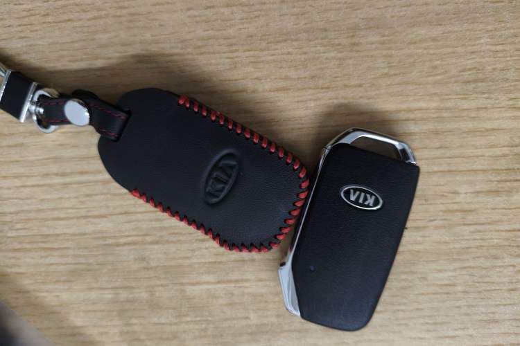 Used Kia KX3 2020 1.5L CVT Trend Edition Exterior 5