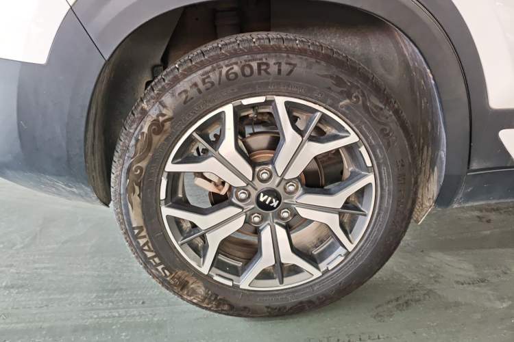 Used Kia KX3 2020 1.5L CVT Trend Edition Exterior 5