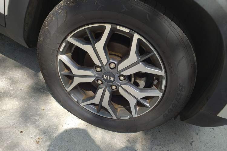 Used Kia KX3 2020 1.5L CVT Trend Edition Exterior 7