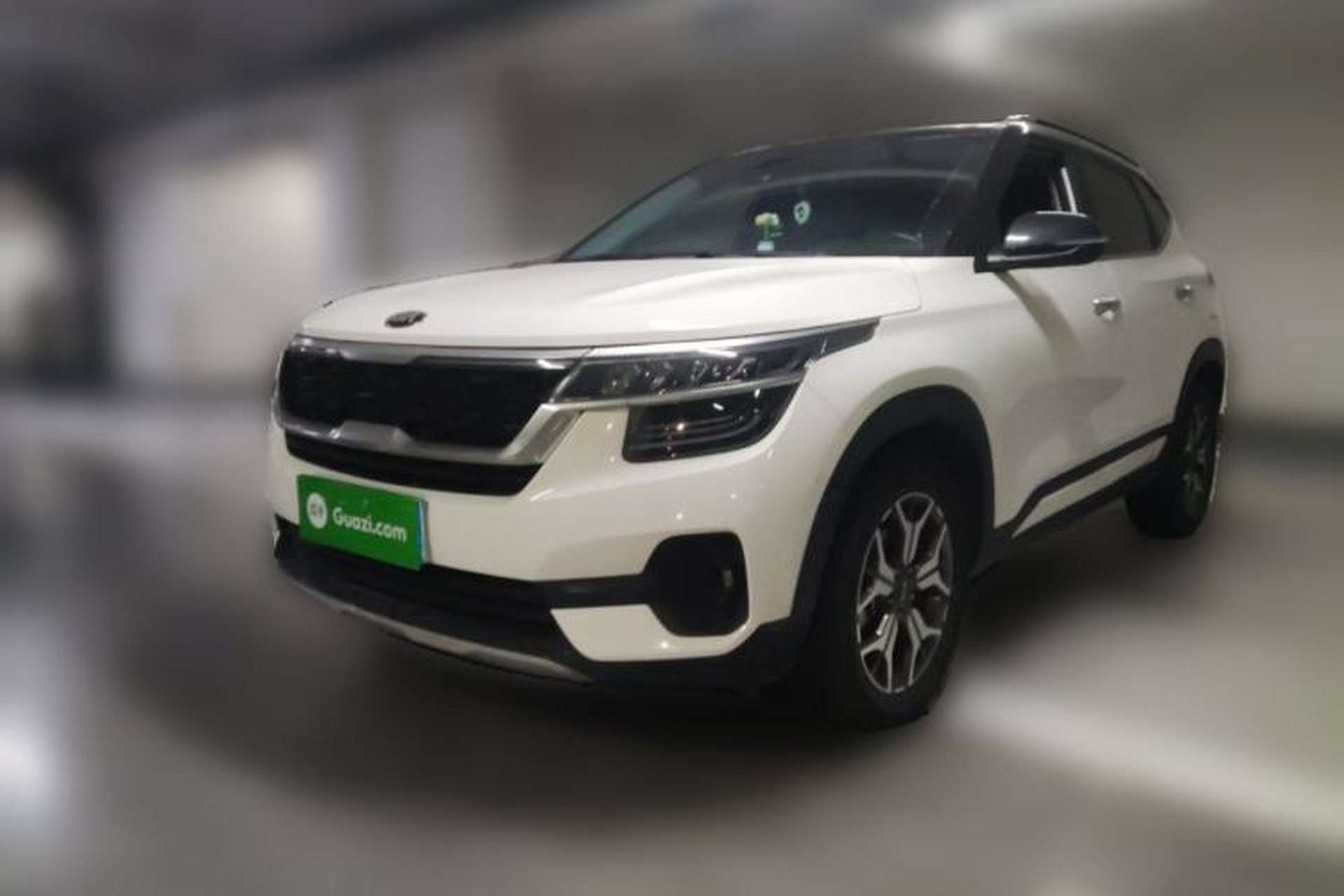 Used Kia KX3 2020 1.5L CVT Trend Edition Front Left 45 Deg