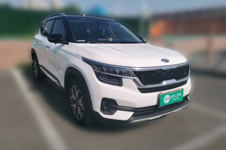 Used Kia KX3 2020 1.5L CVT Trend Edition Front Right 45 Deg