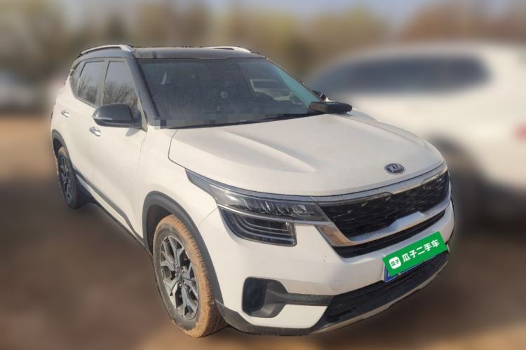 Used Kia KX3 2020 1.5L CVT Trend Edition Front Right 45 Deg
