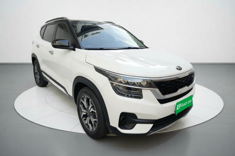 Used Kia KX3 2020 1.5L CVT Trend Edition Front Right 45 Deg