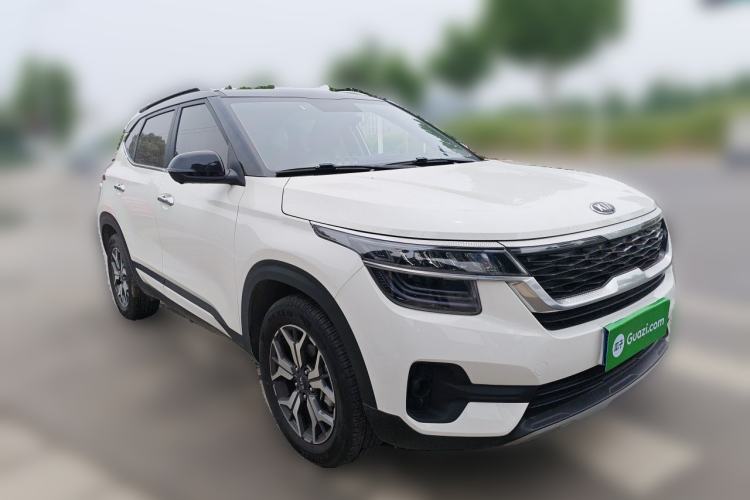 Used Kia KX3 2020 1.5L CVT Trend Edition Front Right 45 Deg
