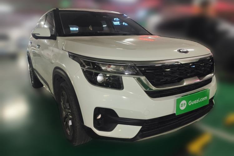 Used Kia KX3 2020 1.5L CVT Smart Edition Front Right 45 Deg