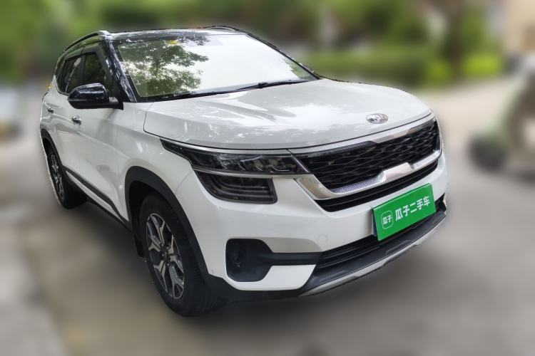 Used Kia KX3 2020 1.5L CVT Trend Edition Front Right 45 Deg