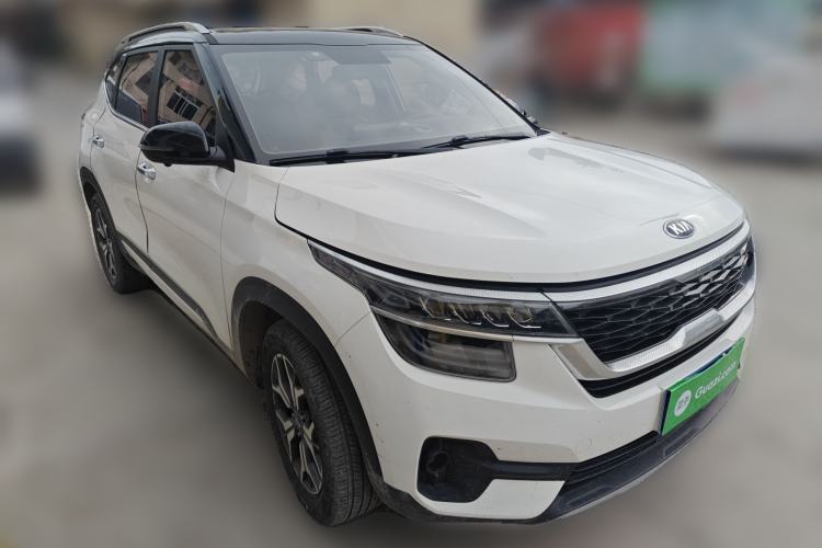 Used Kia KX3 2020 1.5L CVT Trend Edition Front Right 45 Deg