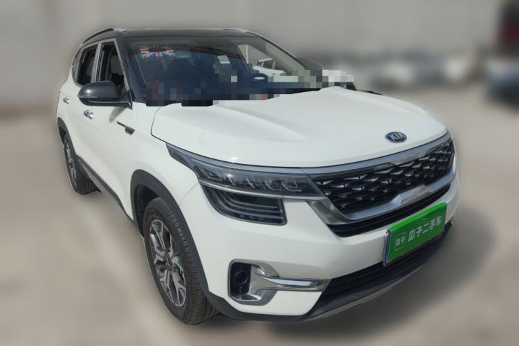 Used Kia KX3 2020 1.5L CVT Trend Edition Front Right 45 Deg