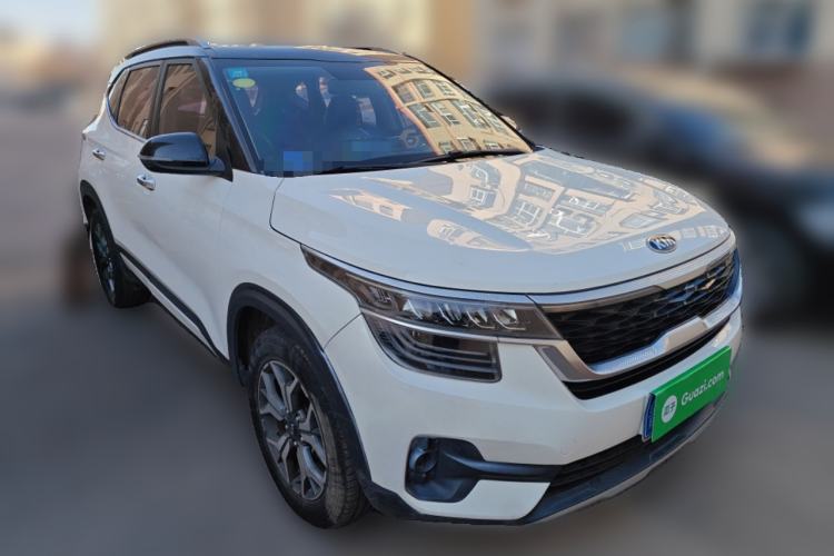 Used Kia KX3 2020 1.5L CVT Trend Edition Front Right 45 Deg