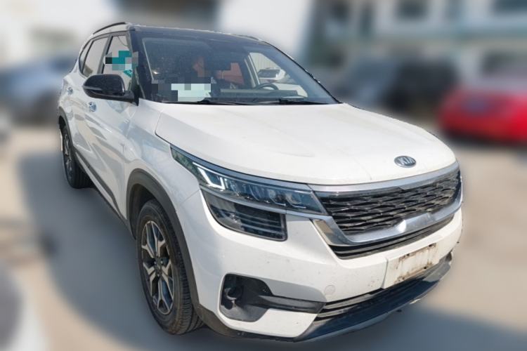 Used Kia KX3 2020 1.5L CVT Trend Edition Front Right 45 Deg