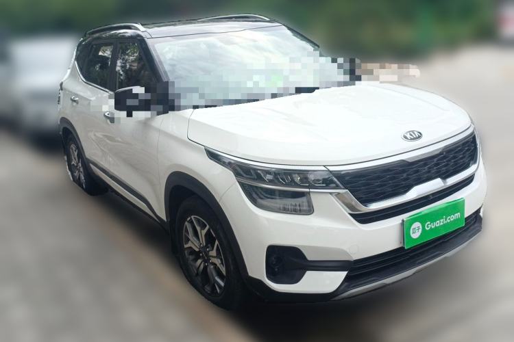 Used Kia KX3 2020 1.5L CVT Trend Edition Front Right 45 Deg
