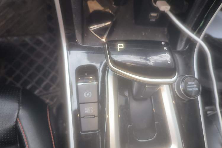 Used Kia KX3 2020 1.5L CVT Trend Edition Gear Lever