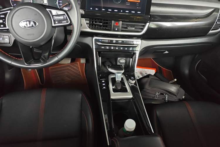 Used Kia KX3 2020 1.5L CVT Smart Edition Gear Lever